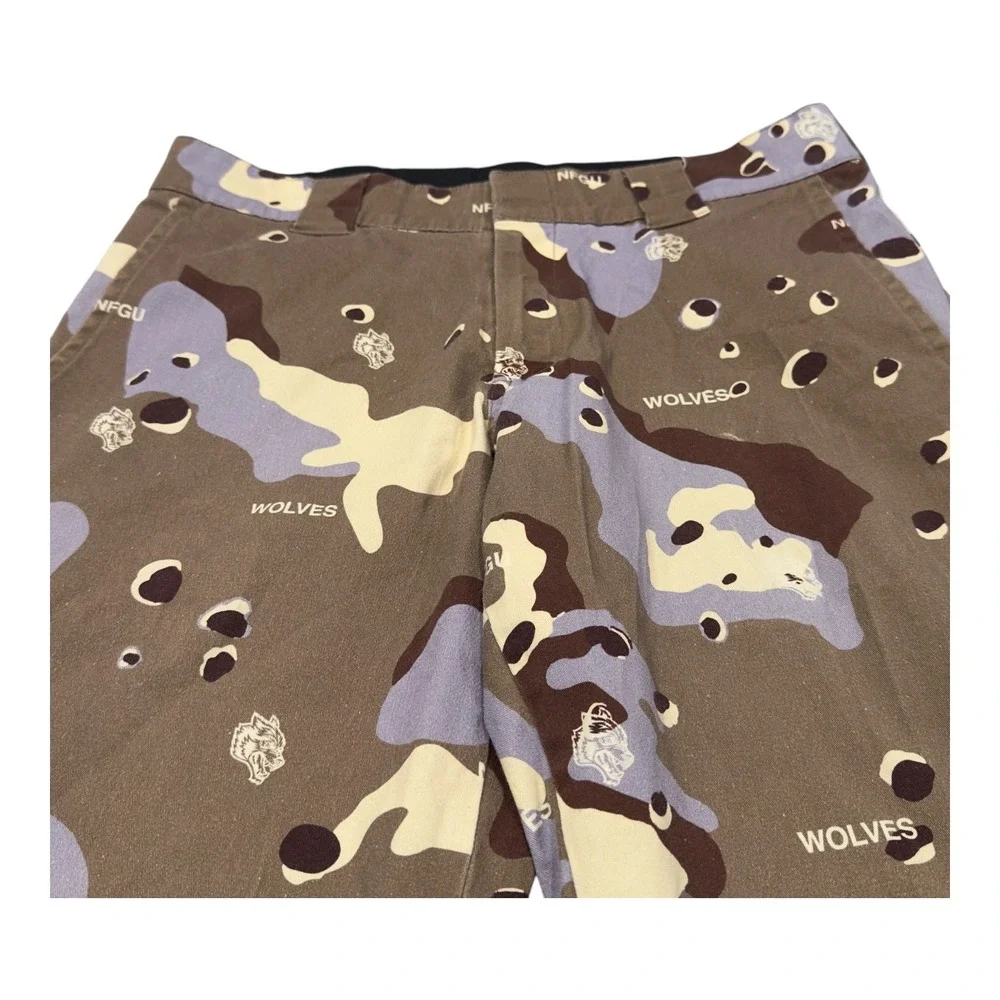 NFGU WolvesO Limited Edition Camo Pants Mens Size 30 Artist Collaboration‎